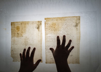 Valutazione-danni-documento-antico-alluvionato